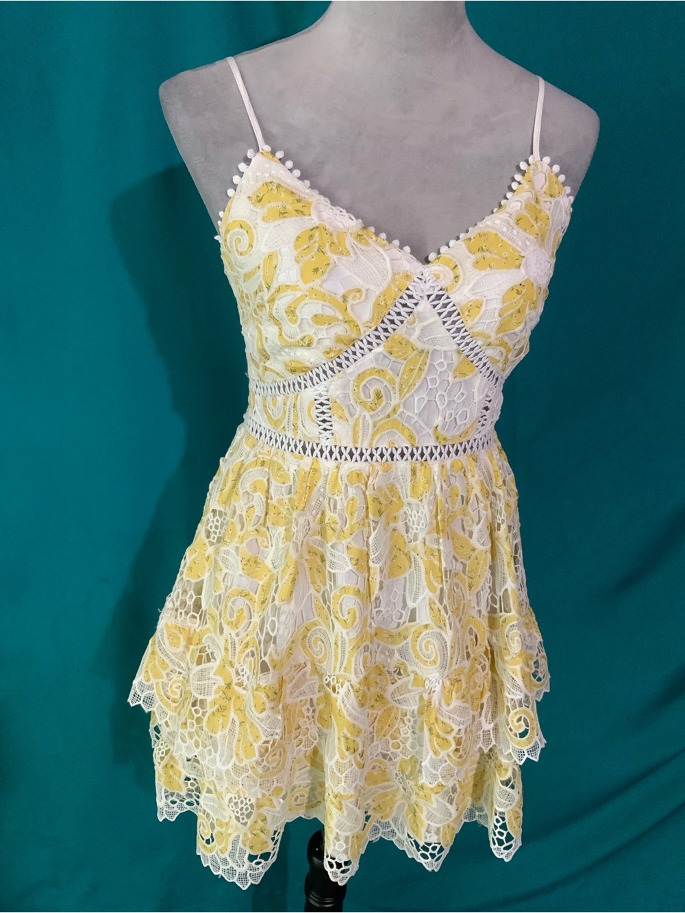 Just Me INTRICATE LAYERED YELLOW & WHITE VICTORIAN LACE DRESS, A-LINE SILHOUETTE
